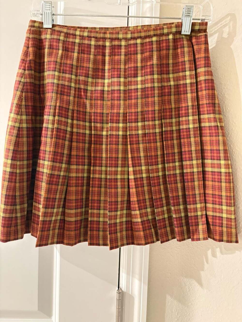 The Limited Red and Yellow Plaid Wool Blend Pleated Skirt Size 6
